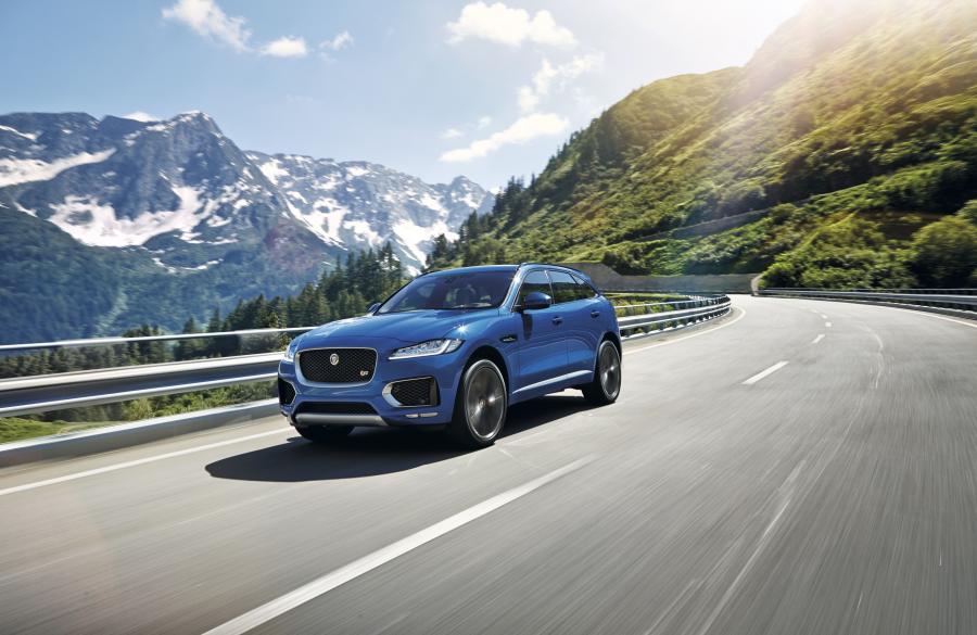  Jaguar F-Pace S 2016 года  (фото 5 из 30)